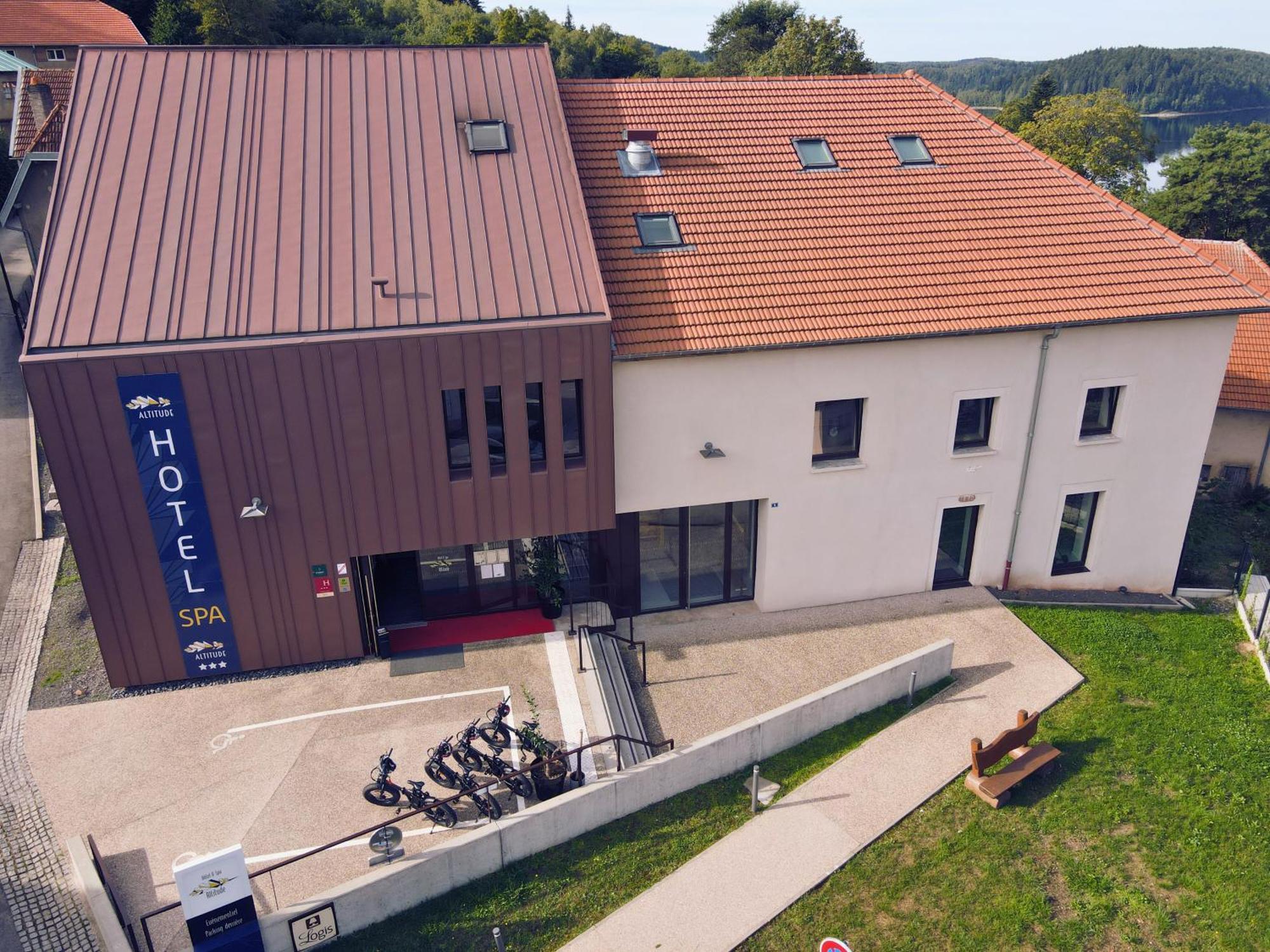 Logis Hôtel Altitude et Spa Pierre-Percée Exterior foto