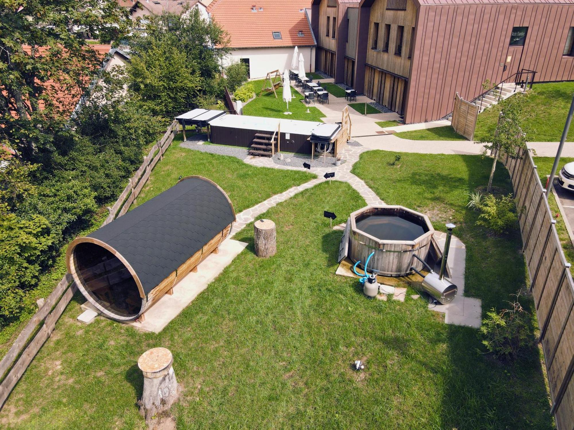 Logis Hôtel Altitude et Spa Pierre-Percée Exterior foto